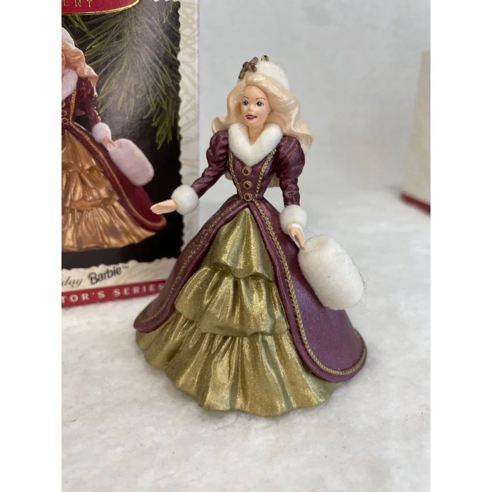 Hallmark Keepsake Holiday Barbie‎ 1996  Ornament